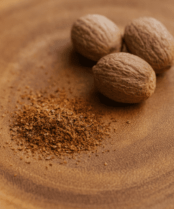 جوز هندی اصل اسپایفل – ادویه معطر و گرمابخش برای غذاهای ایرانی و دسرها