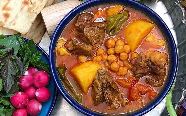 طرز تهیه آبگوشت سنتی