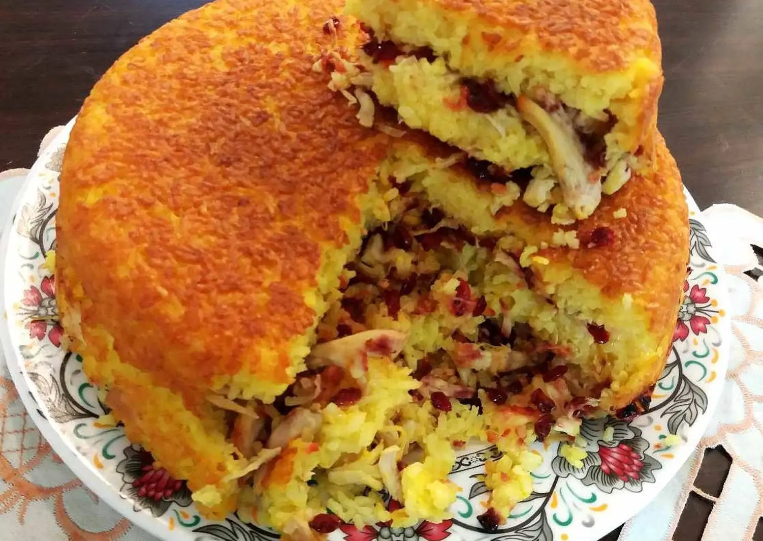 طرز تهیه ته‌چین مرغ تکه‌ای مجلسی